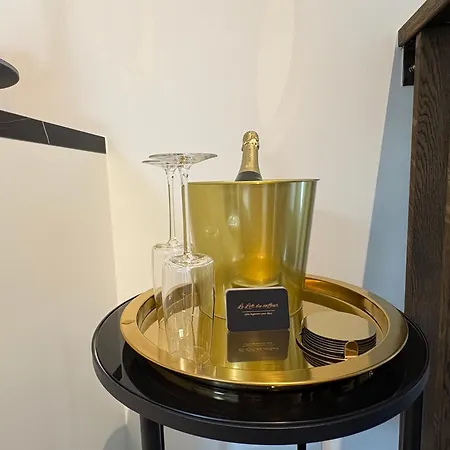 Le Loft Du Coiffeur Lägenhet Érezée